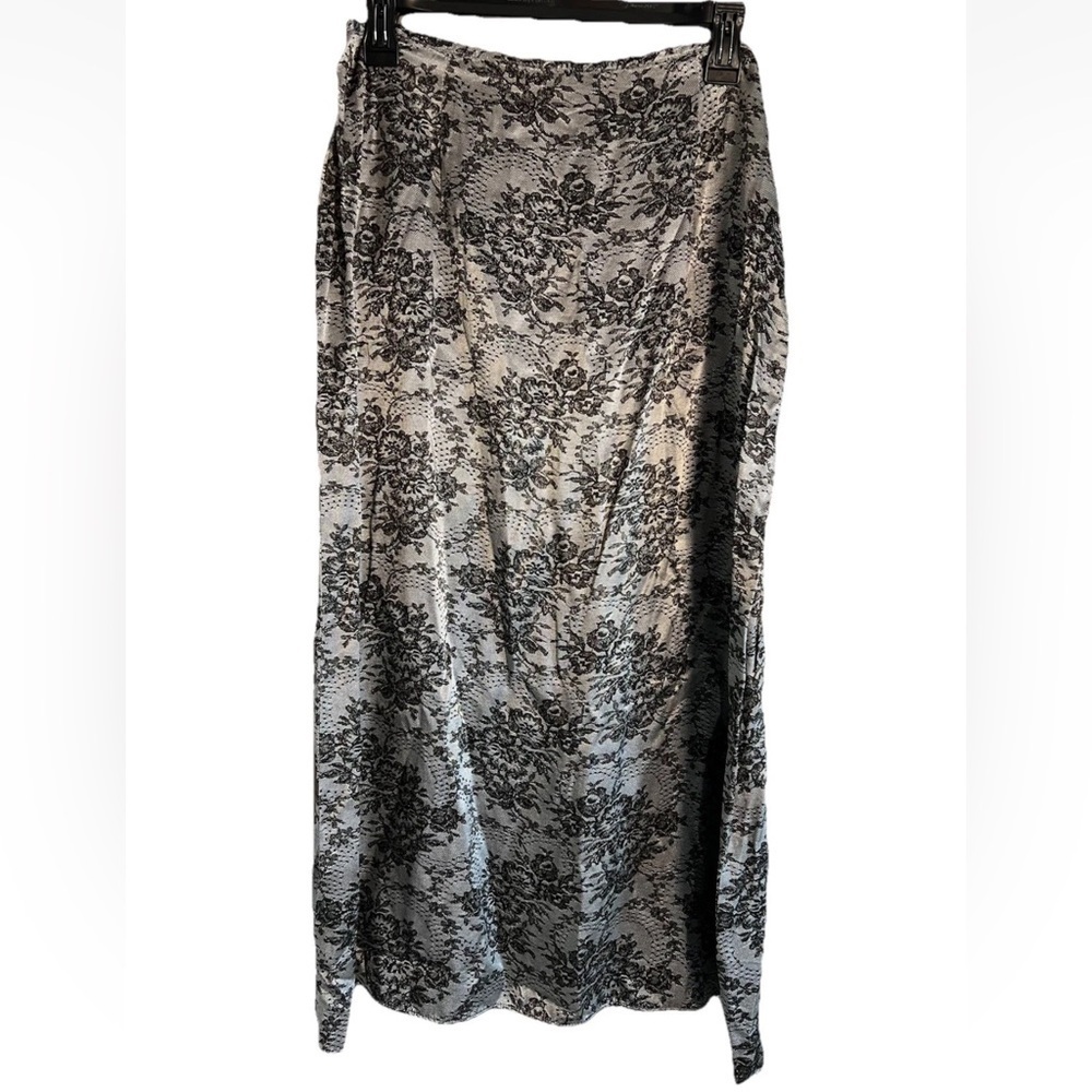 Anise Black Skirt Womens 32” Waist Midi Floral Silky Y2K Whimsygoth